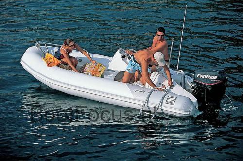 Zodiac Yachtline 420 beoordelingen en specificaties